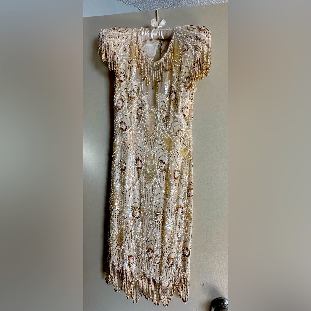 VINTAGE A.J. BARI 100% Silk Hand Beaded Silk cocktail dress. Good usedcondition.